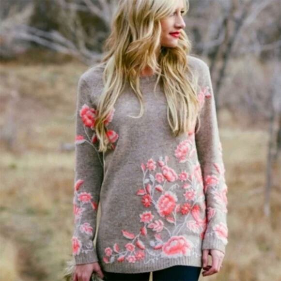 ANTHROPOLOGIE Embroidered Ranunculus Wool Blend Tunic Sweater in Multi Size M - Picture 1 of 13